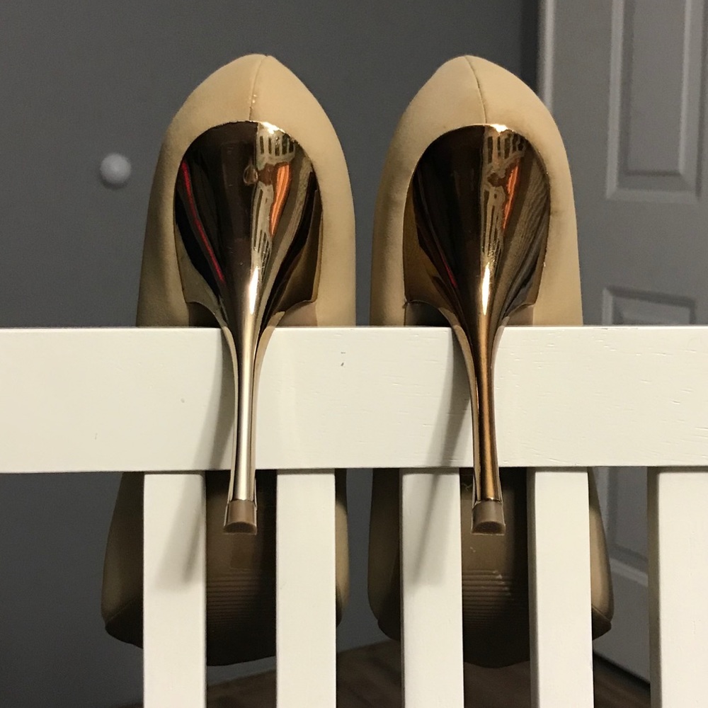 Tan Heels